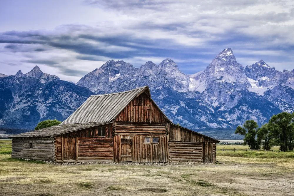 The Red Cabin by Olivier Bezombes