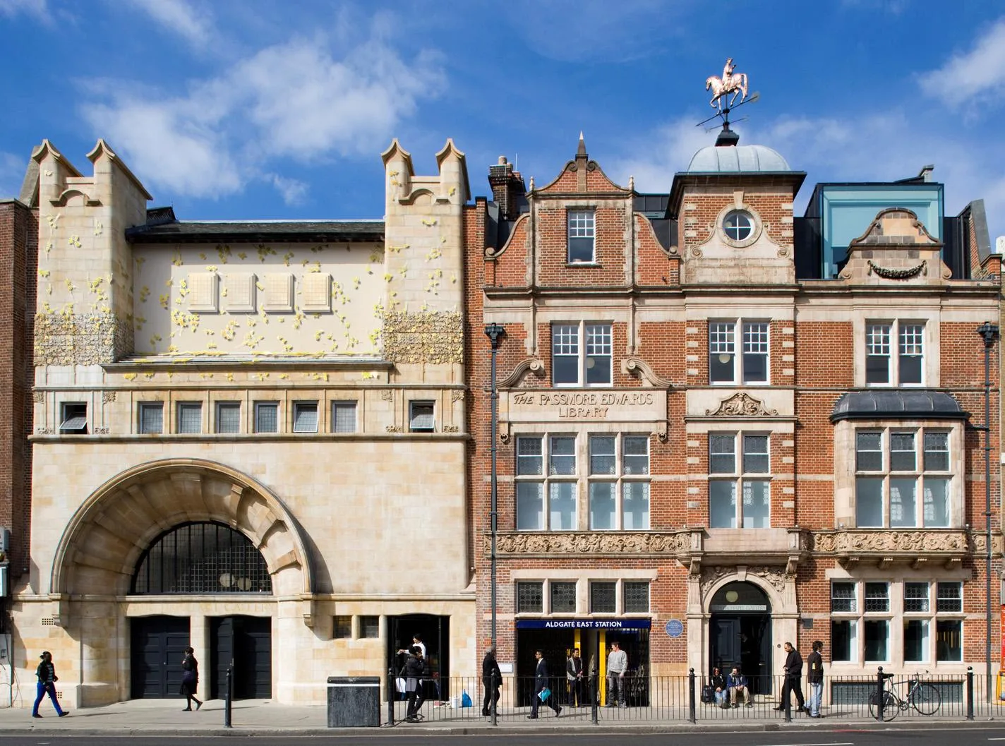 Whitechapel Art Gallery , London, England.